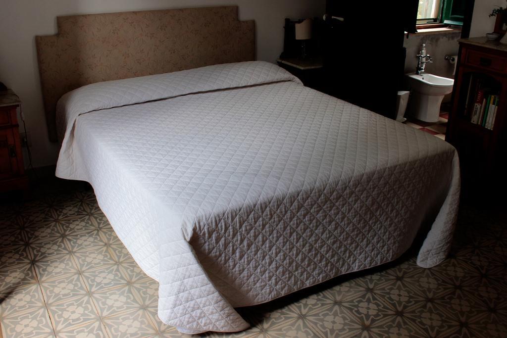 Ai Cipressi Bed & Breakfast Salemi Exterior foto
